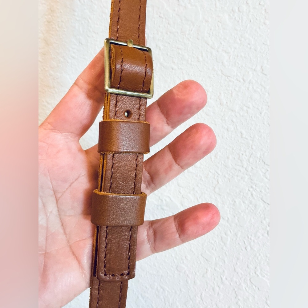 PORTLAND LEATHER, Almost Perfect Raindrop Genuine Leather Crossbody Bag in Honey - Picture 16 of 16